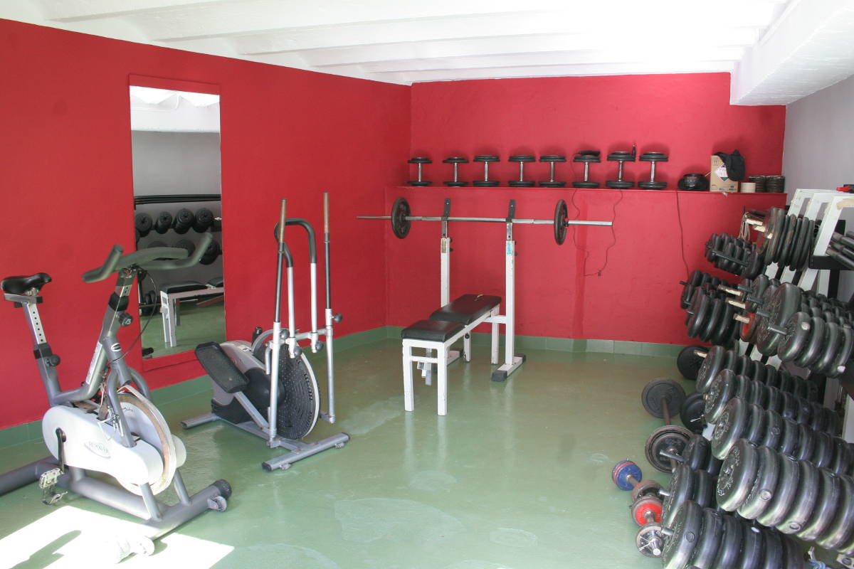 GIZAKIA - Sede Gordexola gimnasio