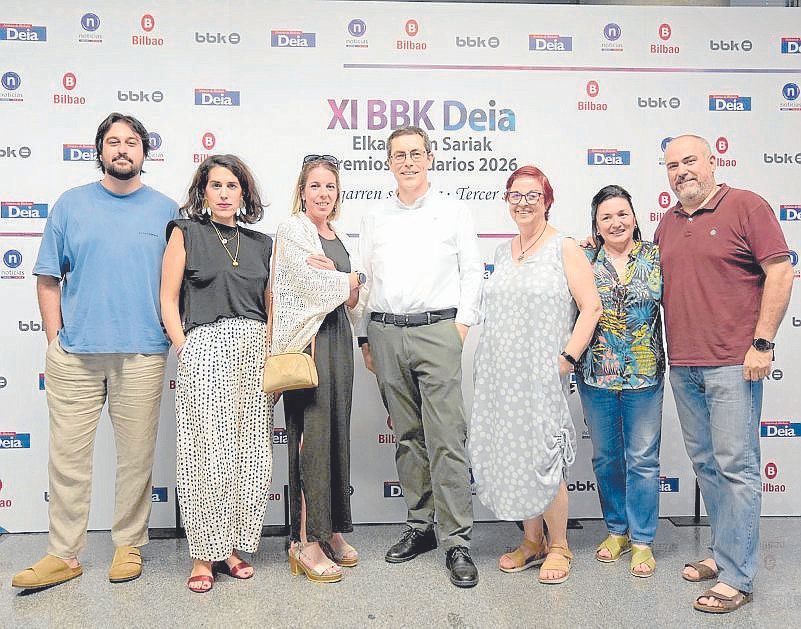 Representantes de Gizakia en el Photocall - Gizakiako ordezkariak Photocallen